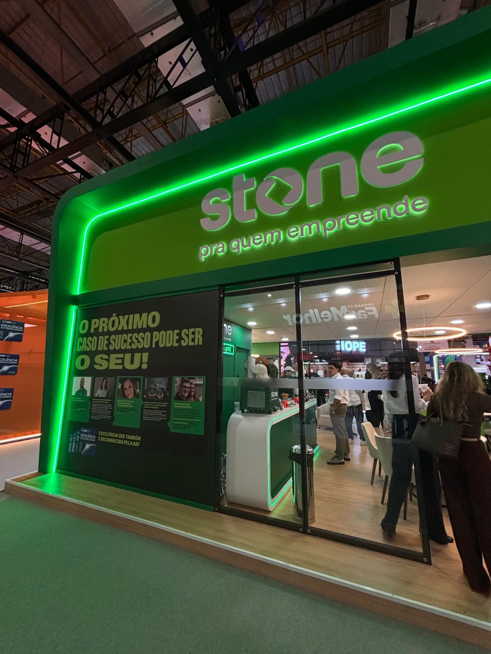 Com presença em 3 mil municípios, Stone aposta em proximidade com franqueados para seguir crescendo